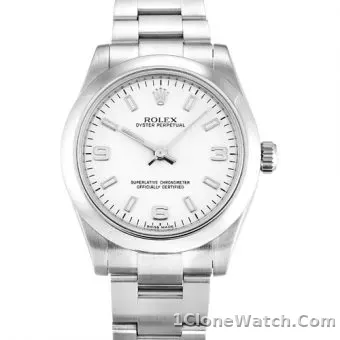 Rolex Oyster Perpetual Date 15200 - detail