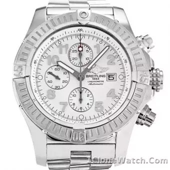Breitling Chrono Avenger E13360 - detail
