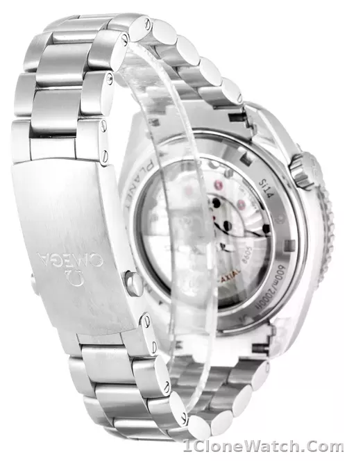 Omega Planet Ocean 232.30.44.22.01.001 - detail