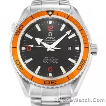 Omega Planet Ocean 232.30.44.22.01.001 - detail