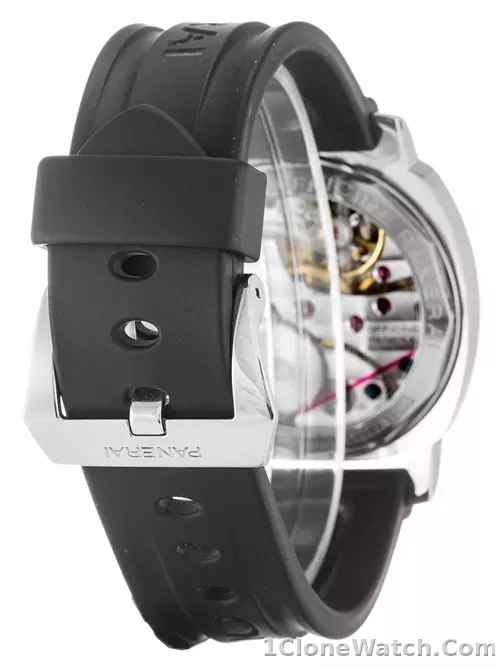 Panerai Luminor Base PAM00002 - detail