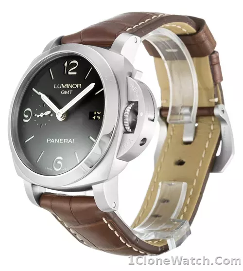 Panerai Manifattura Luminor PAM00320 - detail