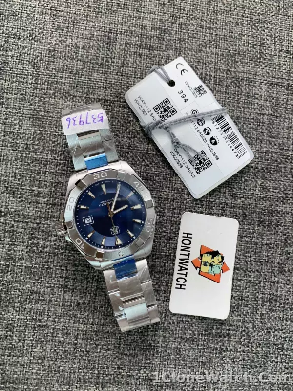 Tag Heuer Aquaracer 300M WAY1112.BA0928 - detail