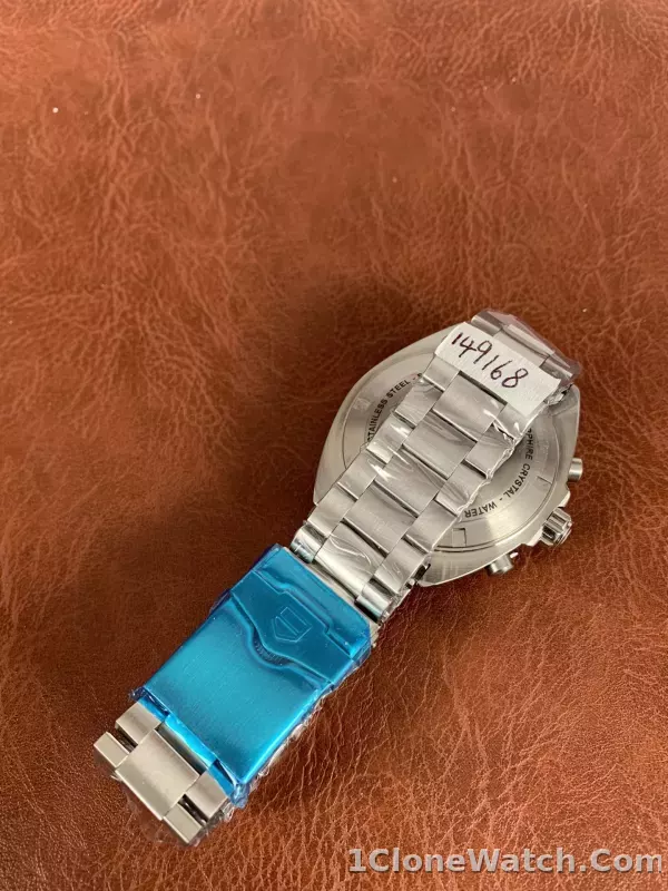 Tag Heuer Formula 1 Chronograph 43mm - detail
