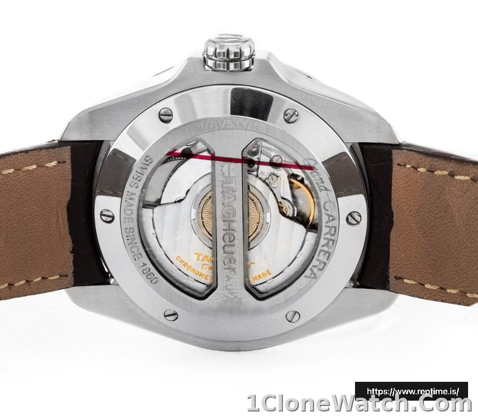 Tag Heuer Grand Carrera WAV511C.FC6230 Men Automatic 40.2 MM - detail