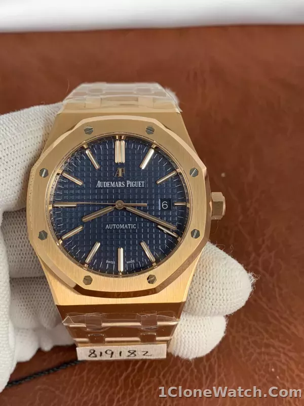 Audemars Piguet Royal Oak 15400